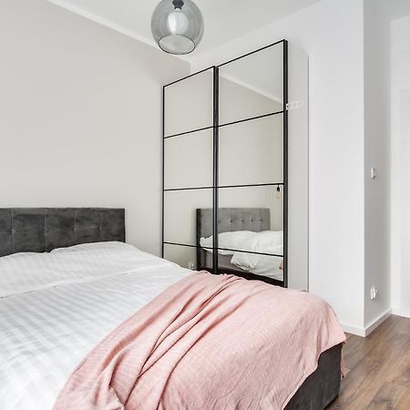 Apartament Chwaliszewo Z Balkonem - Free Parking Poznan Exterior foto
